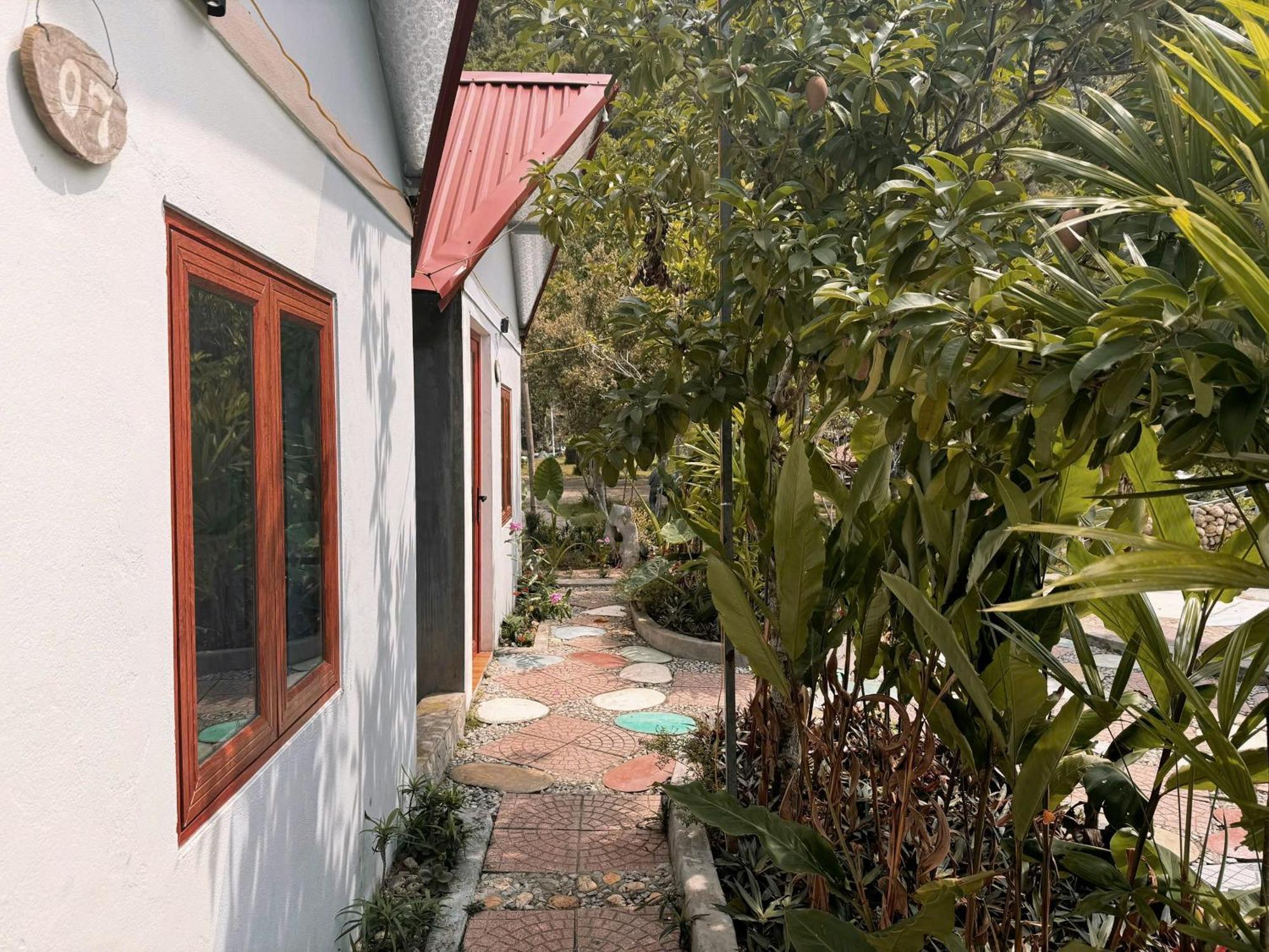 Central Hills Cat Ba Xuan Dam Bagian luar foto