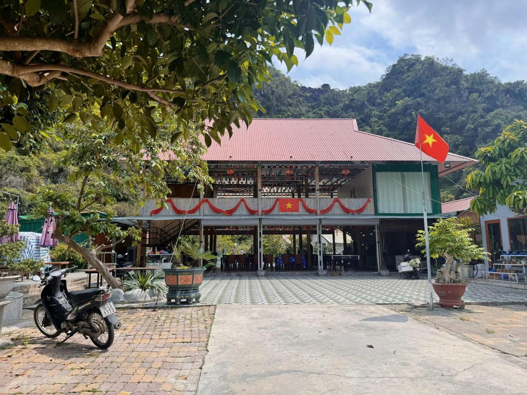 Central Hills Cat Ba Xuan Dam Bagian luar foto